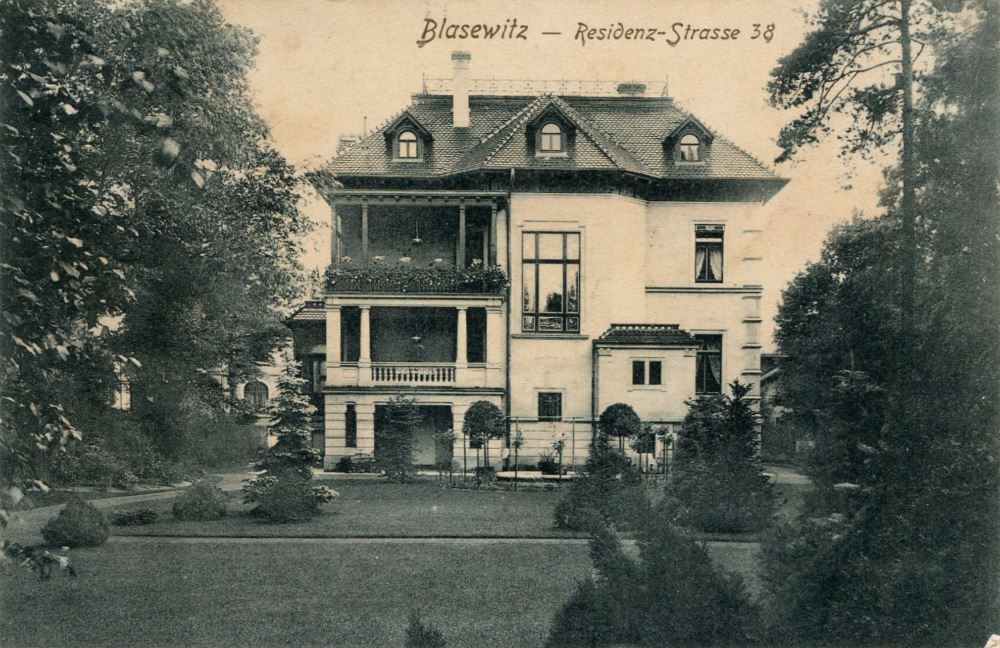 Loschwitzer Straße 25 (-1925 Residenzstraße 38, 1925-46 Residenzstraße 25)