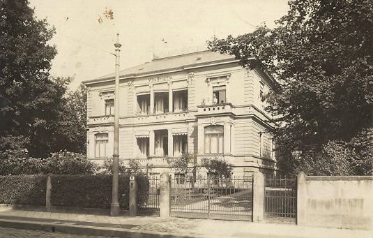 Loschwitzer Straße 31 (-1925 Residenzstraße 41, 1925-46 Residenzstraße 31)