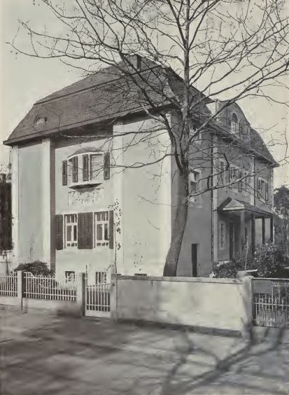 Ludwig-Hartmann-Straße 18