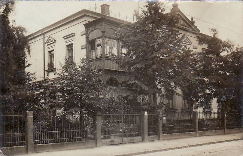 Ludwig-Hartmann-Straße 23 (Ludwig-Hartmann-Straße 26) / Maystraße
