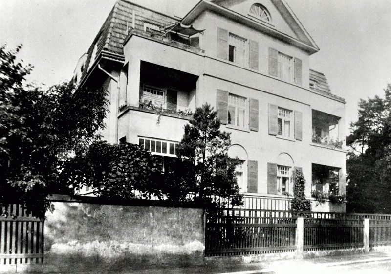 Pohlandstraße 2 (Heidestraße 6)