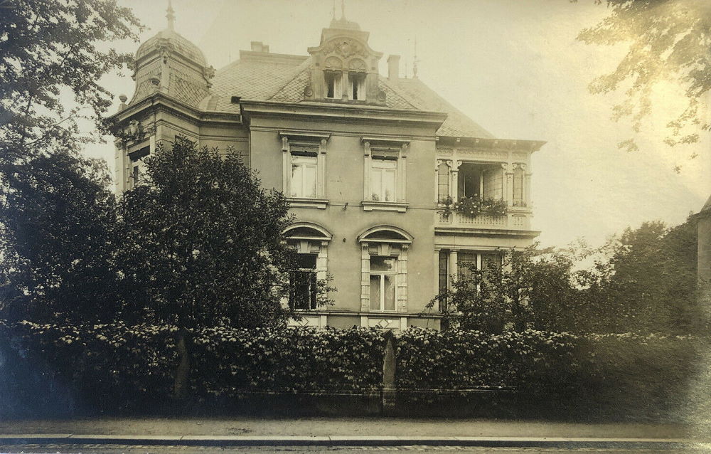 Regerstraße 15 (Johannstraße 8)