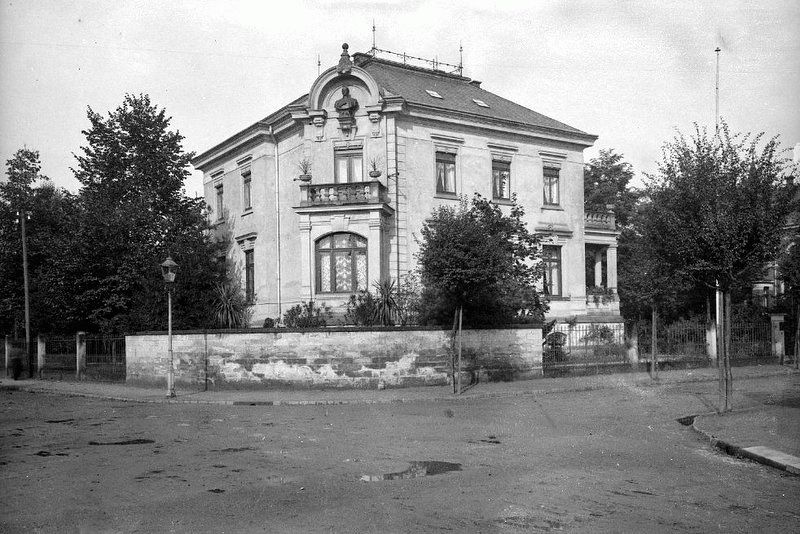 Regerstraße 24