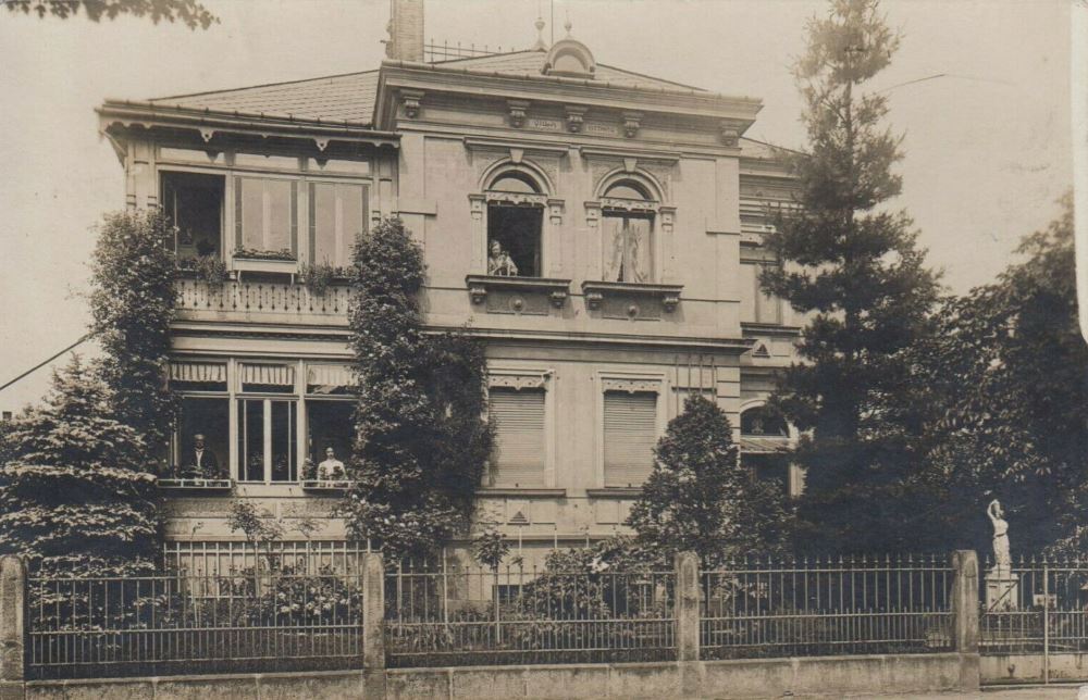 Regerstraße 36 (Johannstraße 18)