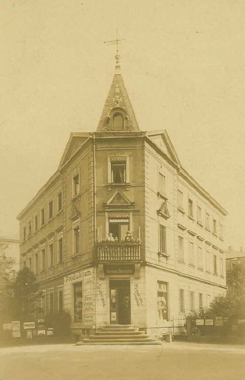 Scariastraße 2 / Niederwaldplatz