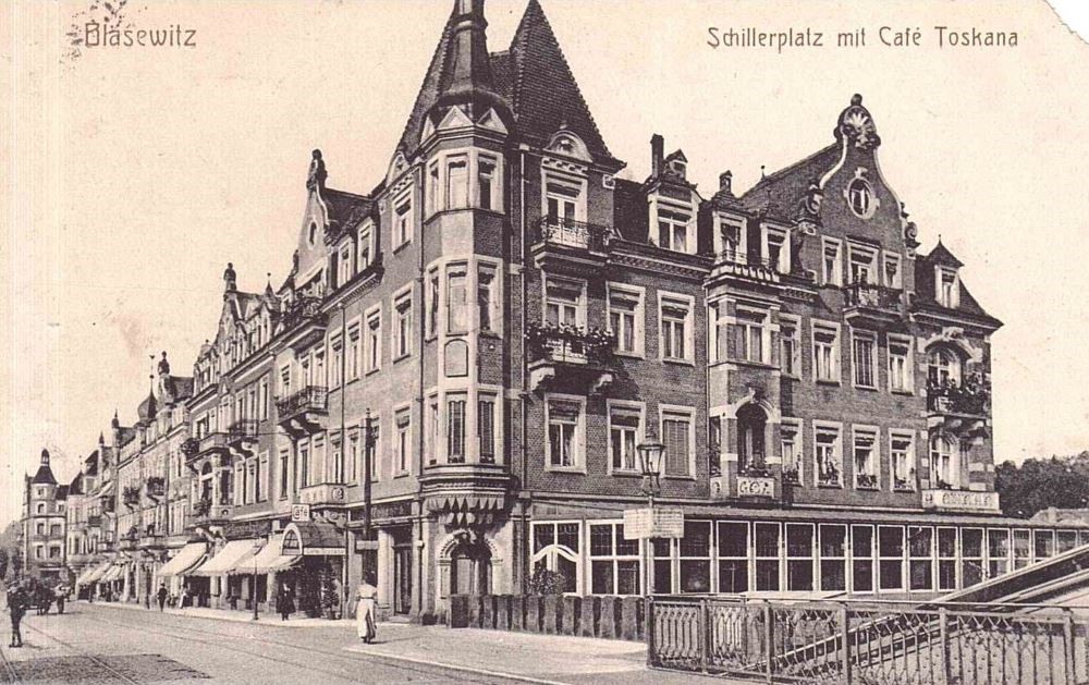 Schillerplatz 7