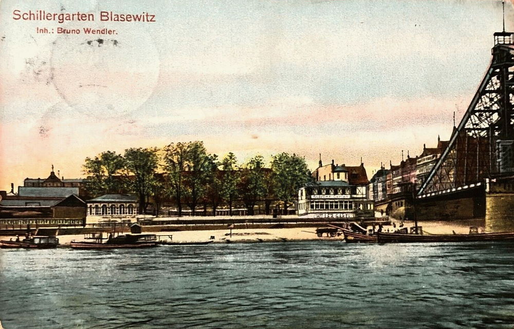 Schillerplatz 9