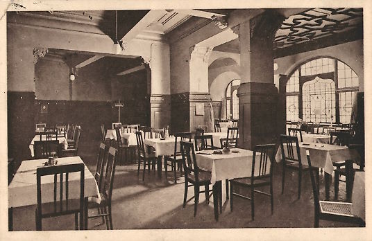 Schillerplatz 1