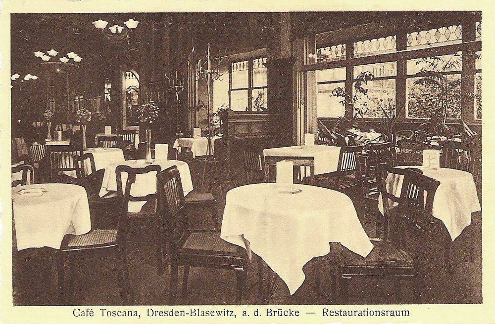 Schillerplatz 7
