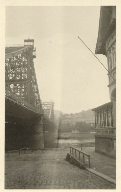 Schillerplatz