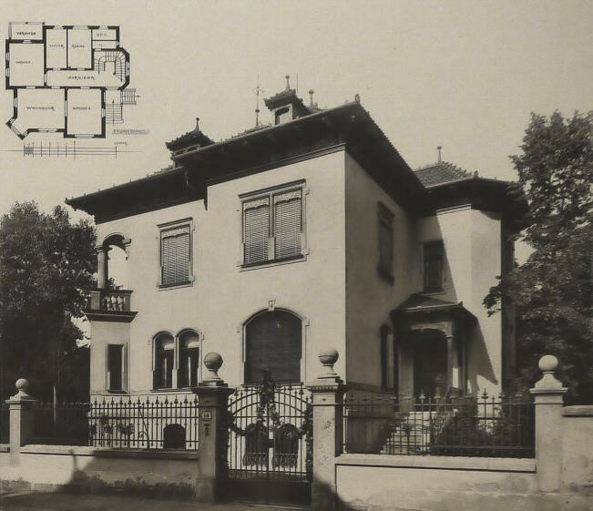 Wägnerstraße 21 (Schulstraße 14) / Eichstraße