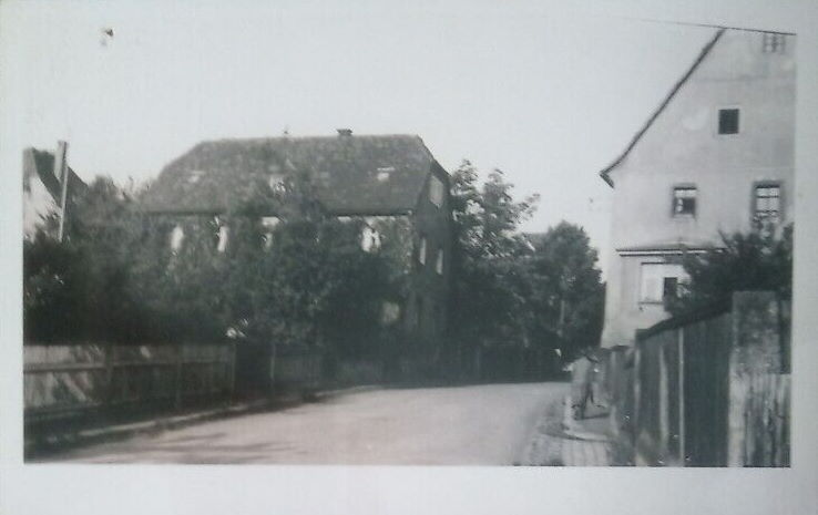 Altleutewitz 11 (-1926 Dorfstraße 2)