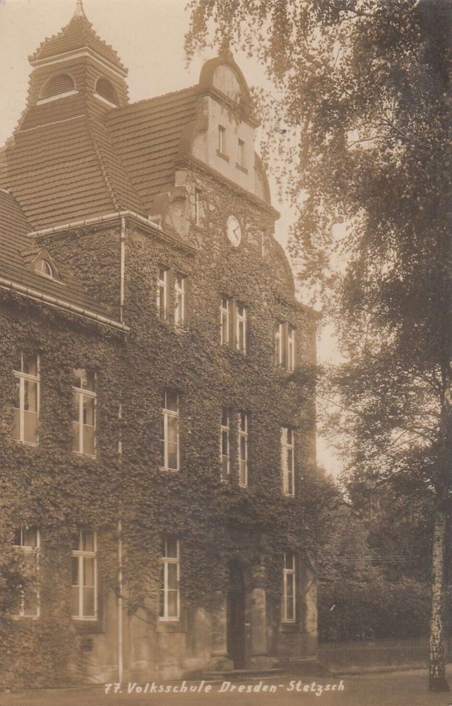 Am Urnenfeld 27