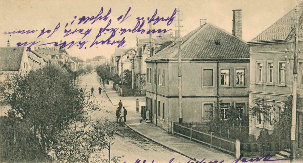 Meißner Landstraße 175 (Meißner Straße 82) / Am Urnenfeld (Schulstraße)