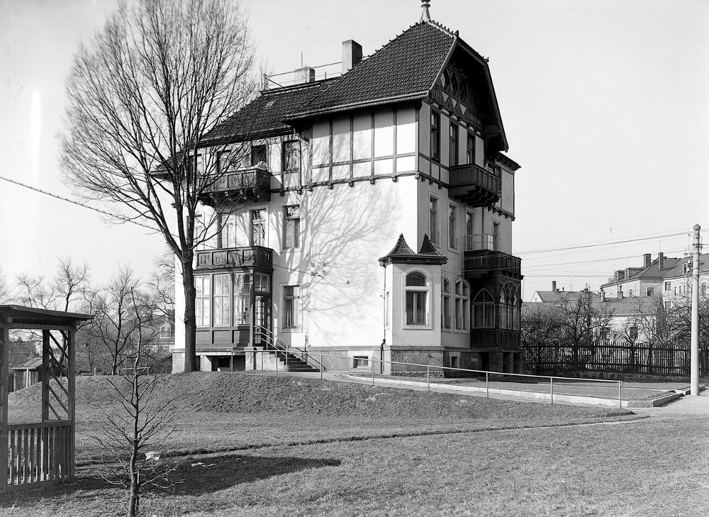 Bautzner Landstraße 92 (Bautzner Straße 16)