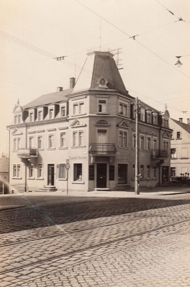 Elisabethstraße 19