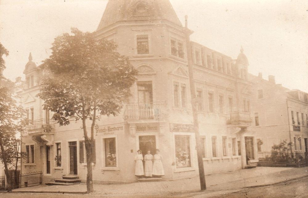 Elisabethstraße 19