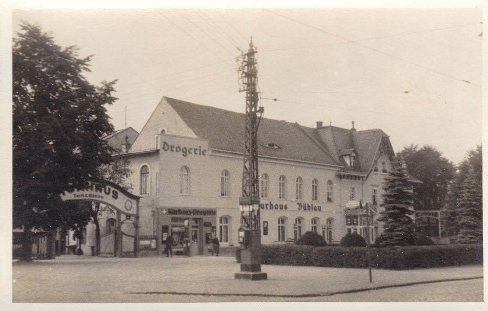 Ullersdorfer Platz 1