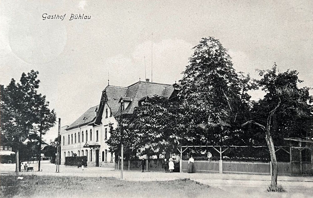 Ullersdorfer Platz 1