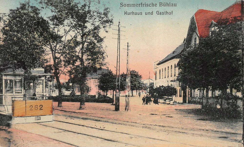 Ullersdorfer Platz 1
