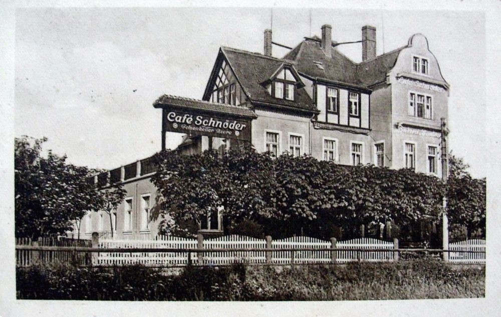 Ullersdorfer Platz 4