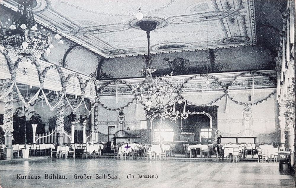 Ullersdorfer Platz 1