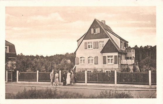 Weißenberger Straße 28 (Schillerstraße 25) / Neschwitzer Straße