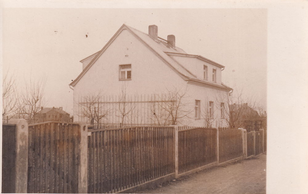Grenzweg 2