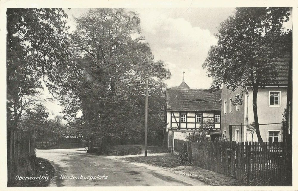 Fritz-Arndt-Platz 2