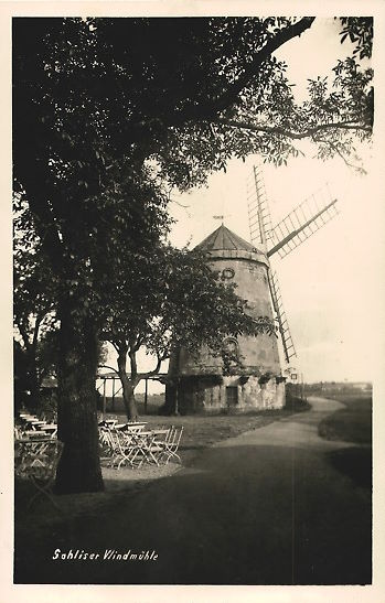 Windmühlenweg 17