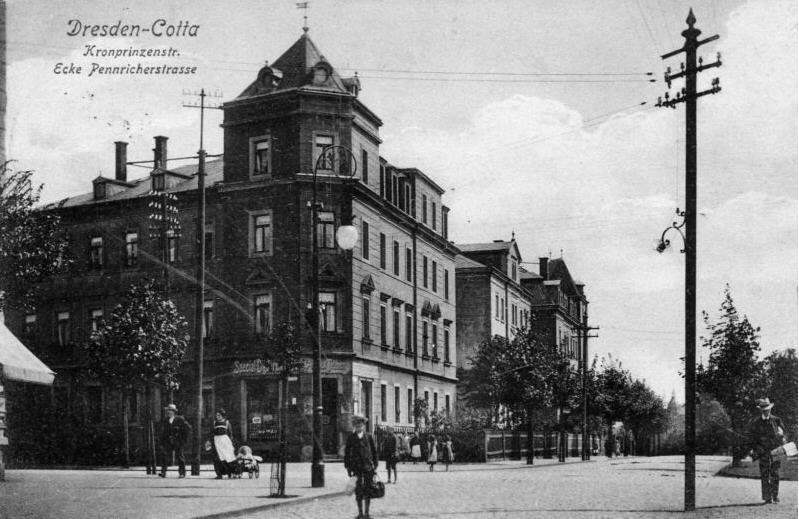 Pennricher Straße 21 / Rudof-Renner-Straße (Kronprinzenstraße)