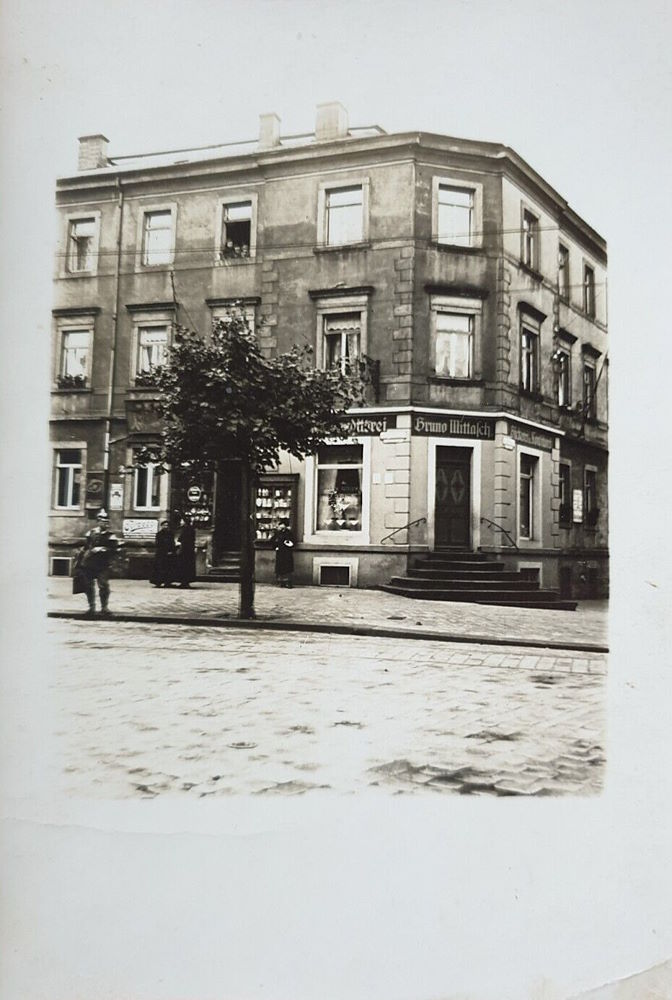 Rudolf-Renner-Straße 16
