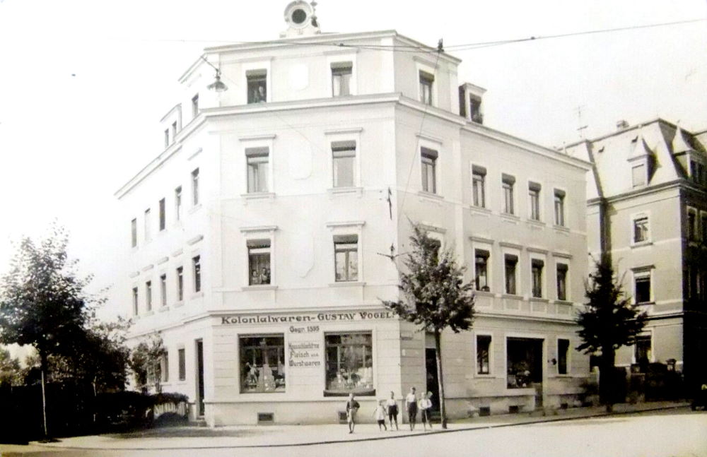 Warthaer Straße 15 / Roquettestraße
