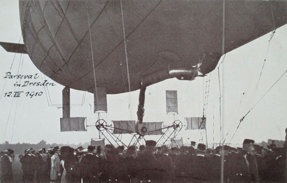 1910 Luftschiff Parseval in Dresden