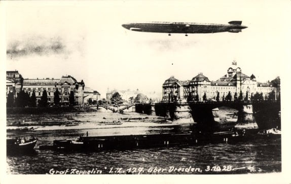 1928 Zeppelin LZ 127