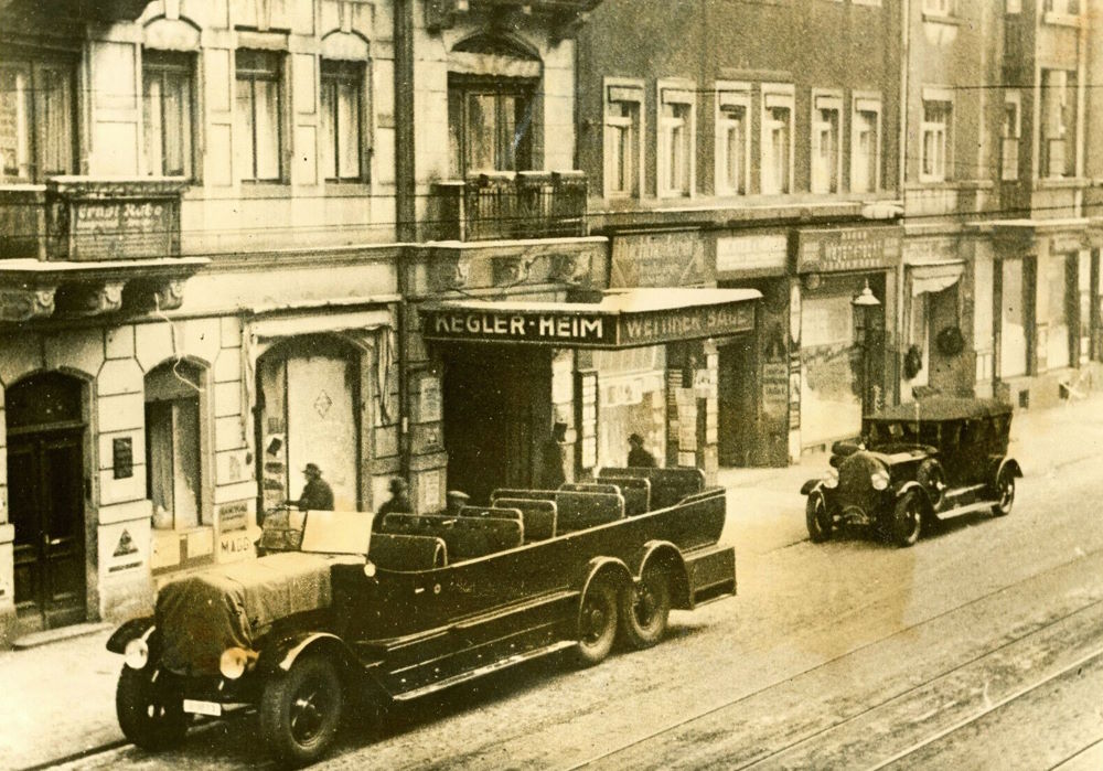 Friedrichstraße 12