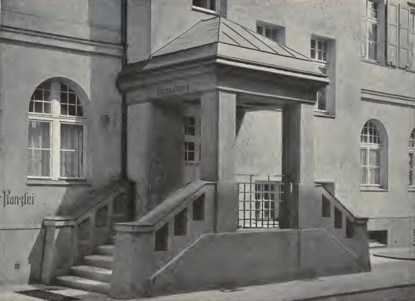 Löbtauer Straße 31a - Stadtkrankenhaus Löbtau