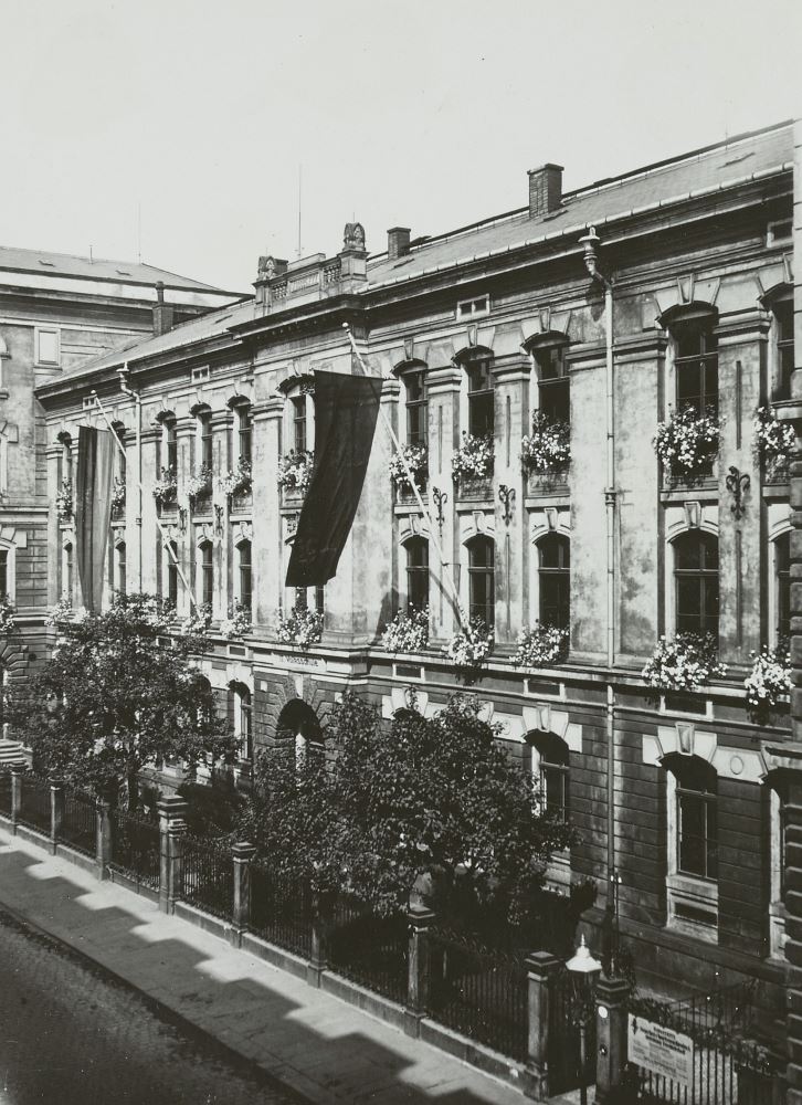 Wachsbleichstraße 6