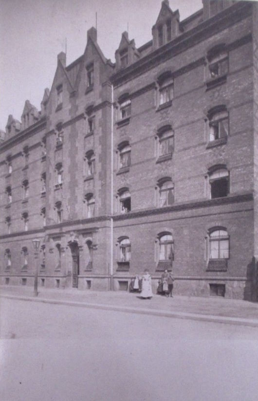 Emerich-Ambros-Ufer 58-60 (Weisseritzufer 58-60)