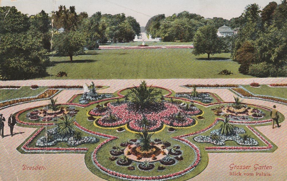 Hauptallee - Parterre mittig vom Palais