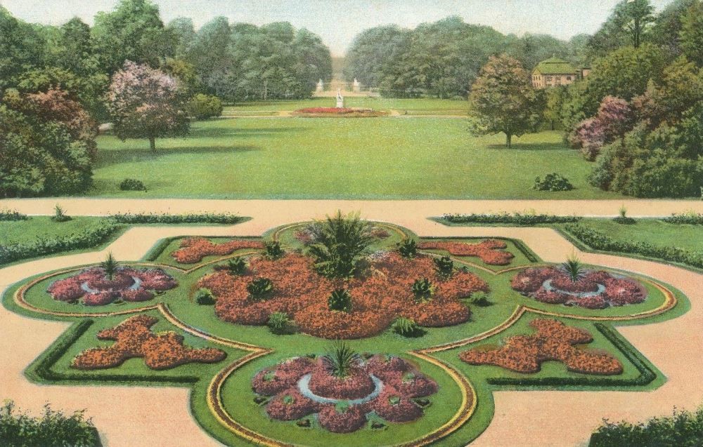 Hauptallee - Parterre mittig vom Palais