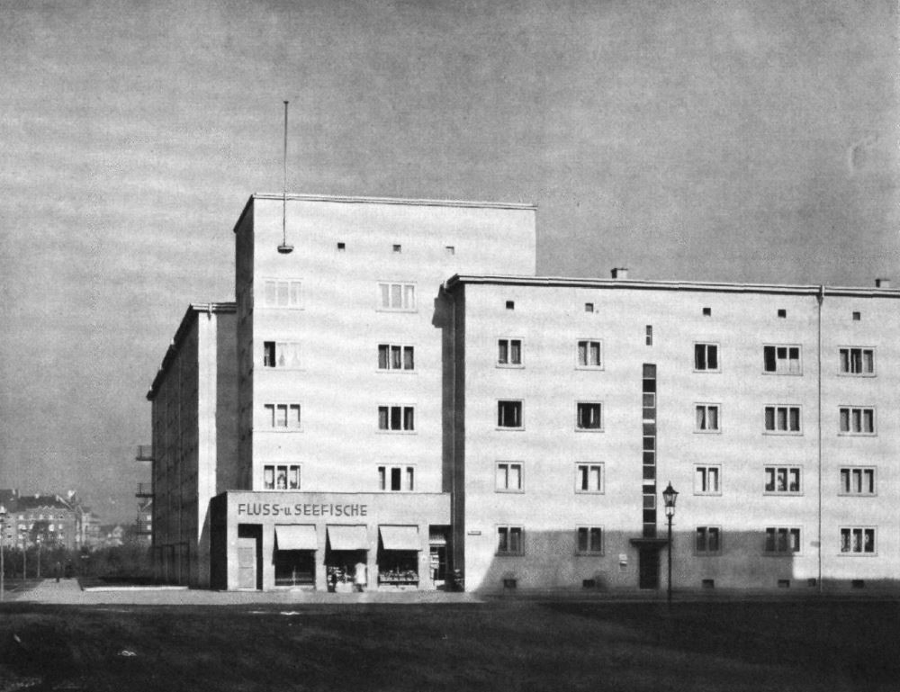 Haenel-Clauß-Straße 2-8