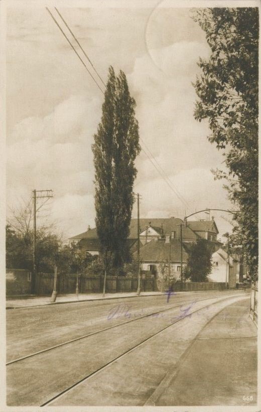 Bahnhofstraße (Niedersedlitzer Straße)