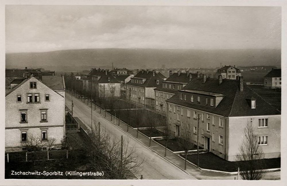 Fritz Schreiter Straße 17 (Killingerstraße 17, Gommersche Straße 17) / Kameradenweg