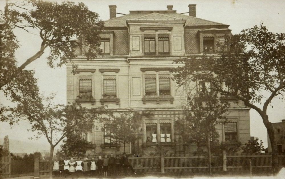 Pirnaer Landstraße 275