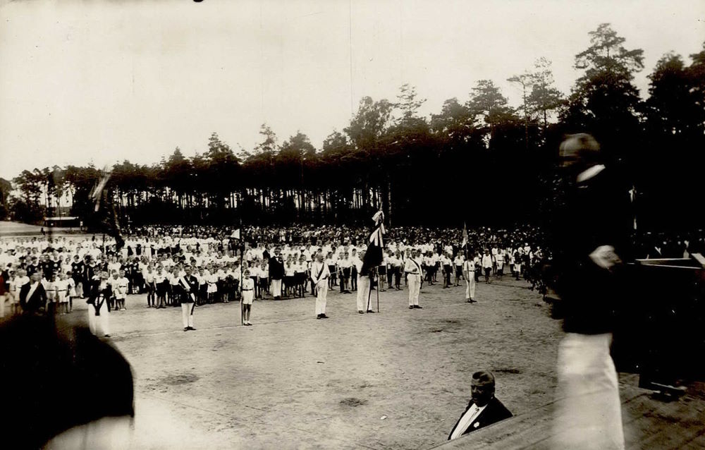 Am Sportplatz / Am Weinberg