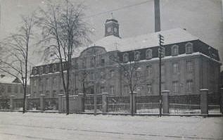 Hellerstraße 1