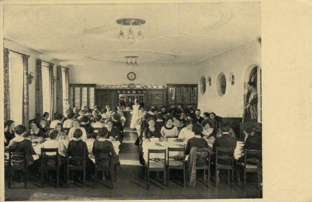 Karl-Liebknecht-Straße 58