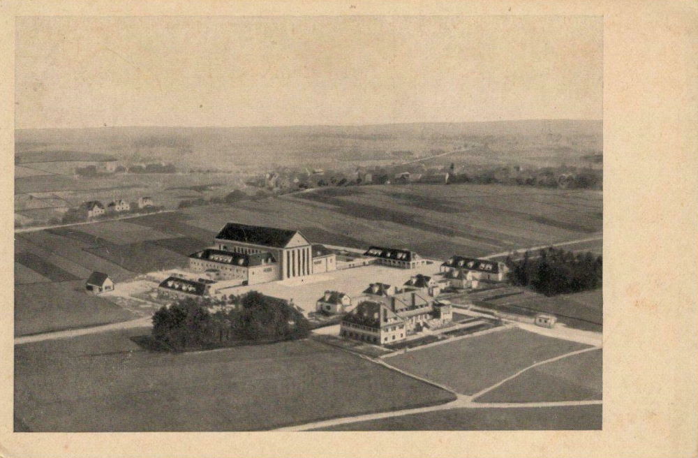 Karl-Liebknecht-Straße 56