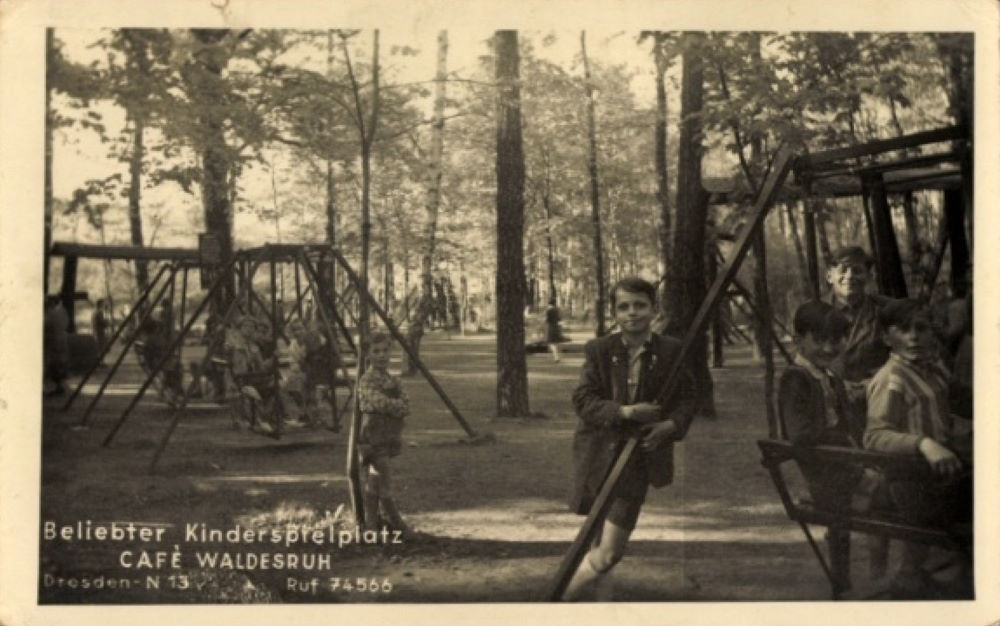 Waldhofstraße 26